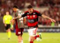 Flamengo segue na liderança do Brasileirão após domingo decisivo de clássicos