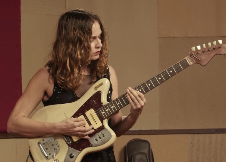 Imposto de importação para instrumentos musicais e máquinas de costura é zerado