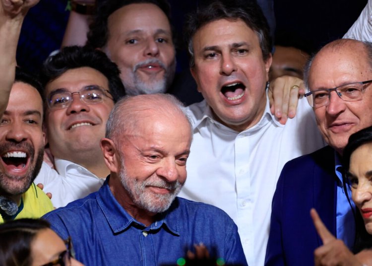 Líderes latino-americanos celebram nas redes sociais a vitória eleitoral de Lula