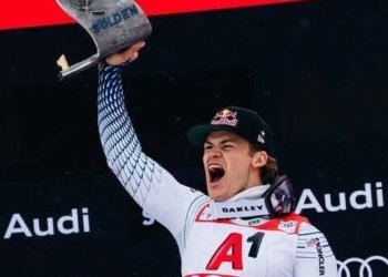 Lucas Pinheiro conquista ouro no slalom gigante na Áustria