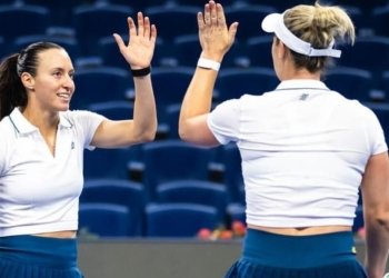 Luisa Stefani e Gabriela Dabrowski eliminam campeãs olímpicas e avançam em Pequim