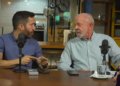 Lula apela a idosos em transmissão com Janones na véspera do debate