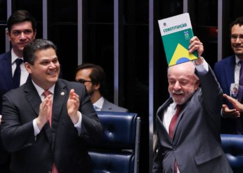 Lula defende fim da escala 6x1 e afirma que descanso não quebra empresas