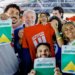 Lula promete Pé de Meia universitário com depósitos mensais de 700 reais para reeleição
