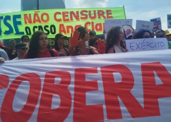 Manifestação em Brasília contesta decisão de Mendonça sobre vídeo do caso Ana Clara