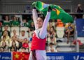 Maria Clara Pacheco conquista ouro em Paris e mantém hegemonia no taekwondo mundial