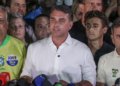 Polícia Federal cancela passaportes de Flávio Bolsonaro após descumprimento de ordem judicial