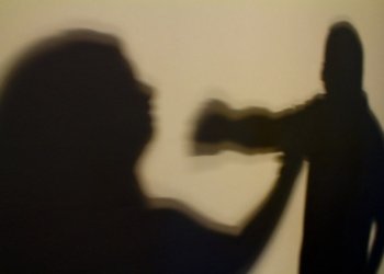 Quatro homens são condenados a 15 anos de prisão por estupro coletivo em Copacabana