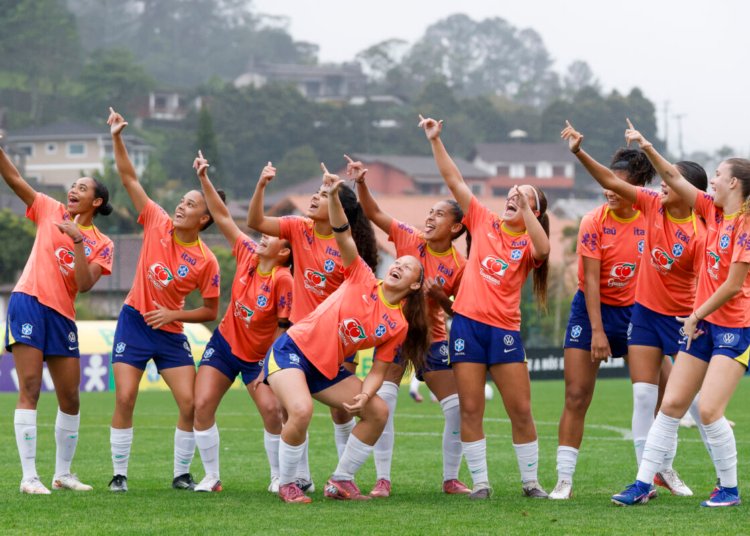Seleção brasileira feminina sub-17 parte para a Copa do Mundo em Marrocos com 26 convocadas