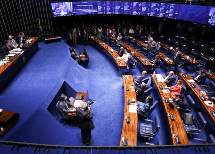 Senado aprova ampliação de receita e perdão de dívidas para microempreendedores