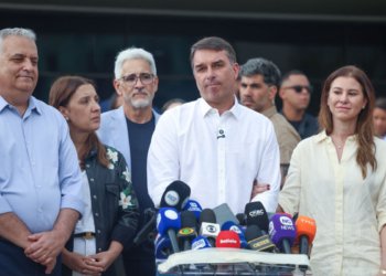 STF nega autorização para buscas em imóveis associados ao senador Flávio Bolsonaro
