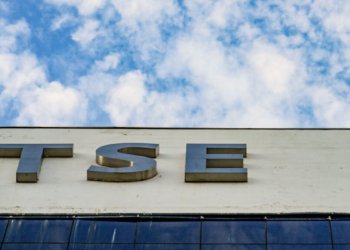 TSE ordena remoção de vídeo falso que associa ato de campanha de Lula ao uso de drogas